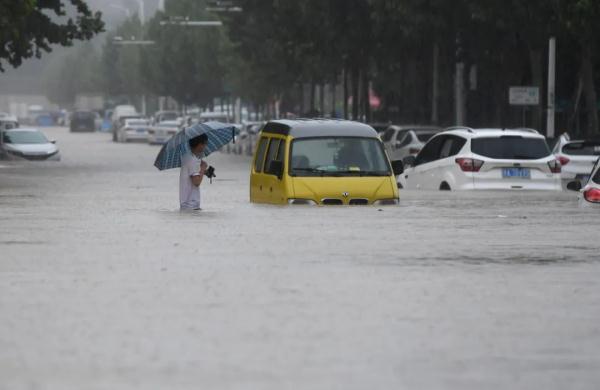 郑州暴雨最新消息，城市如何应对特大暴雨的挑战